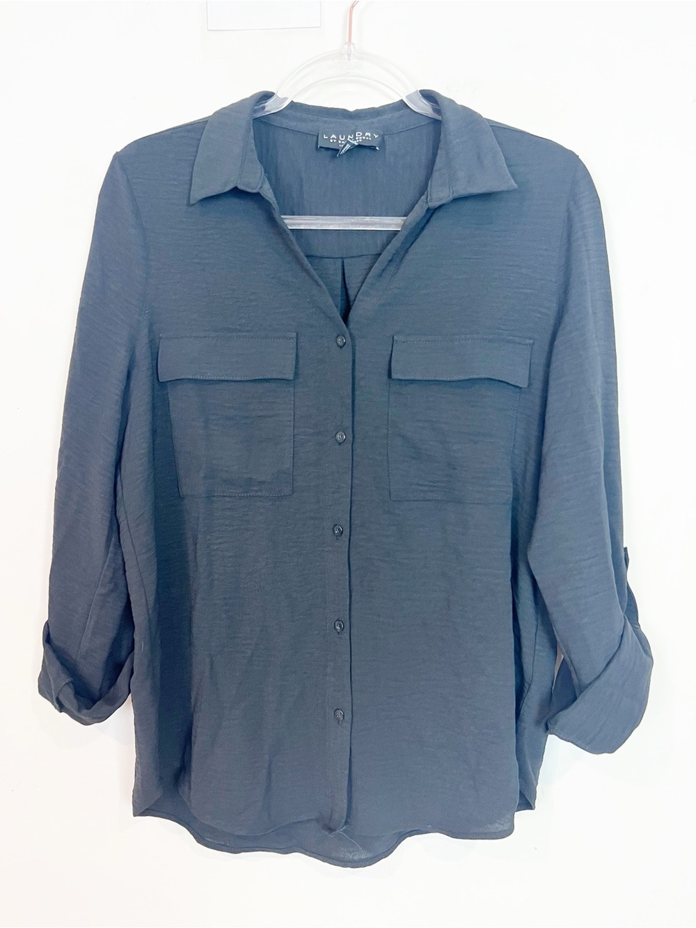 LAUNDRY BY SHELLI SEGAL BLACK BUTTON FRONT ROLL TAB SLEEVE BLOUSE SZ MEDIUM NWT